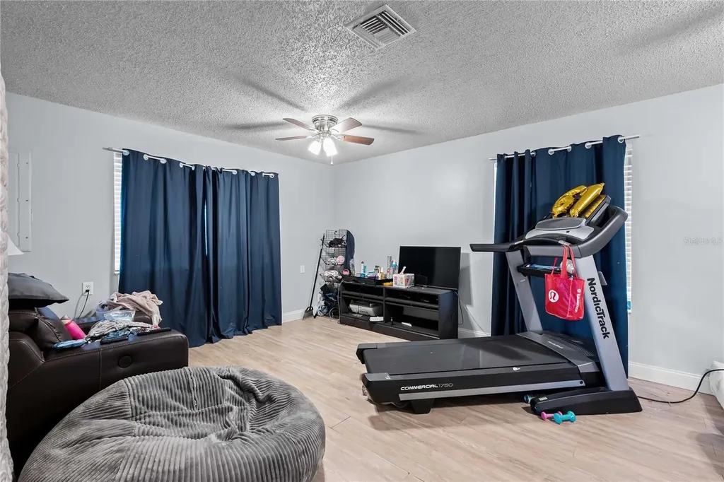 348 Cr 542e Bushnell FL 33513