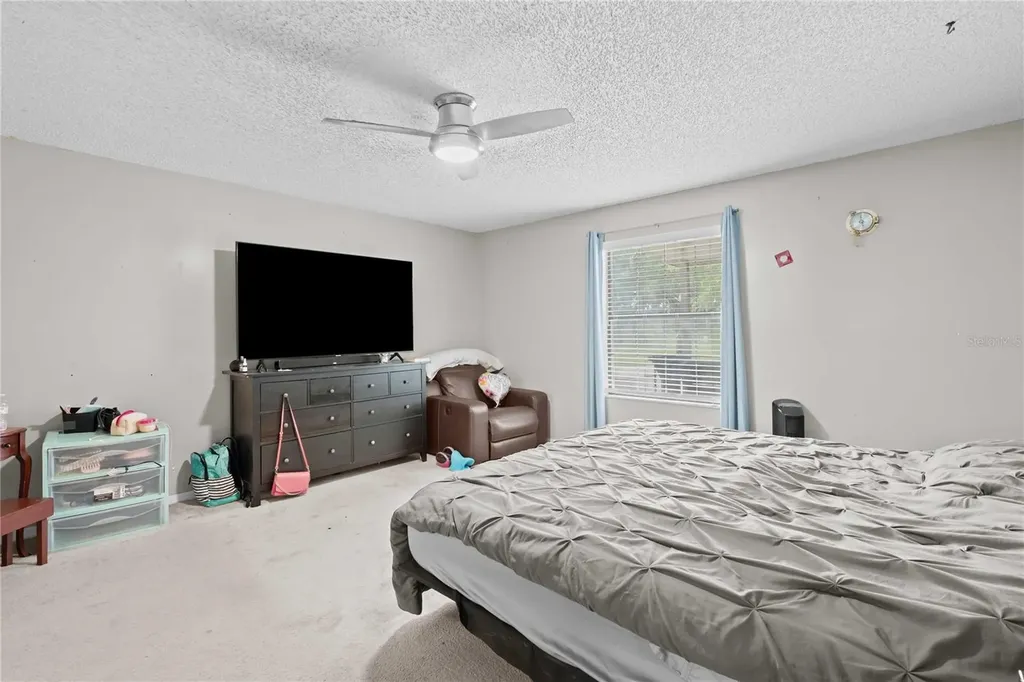 348 Cr 542e Bushnell FL 33513