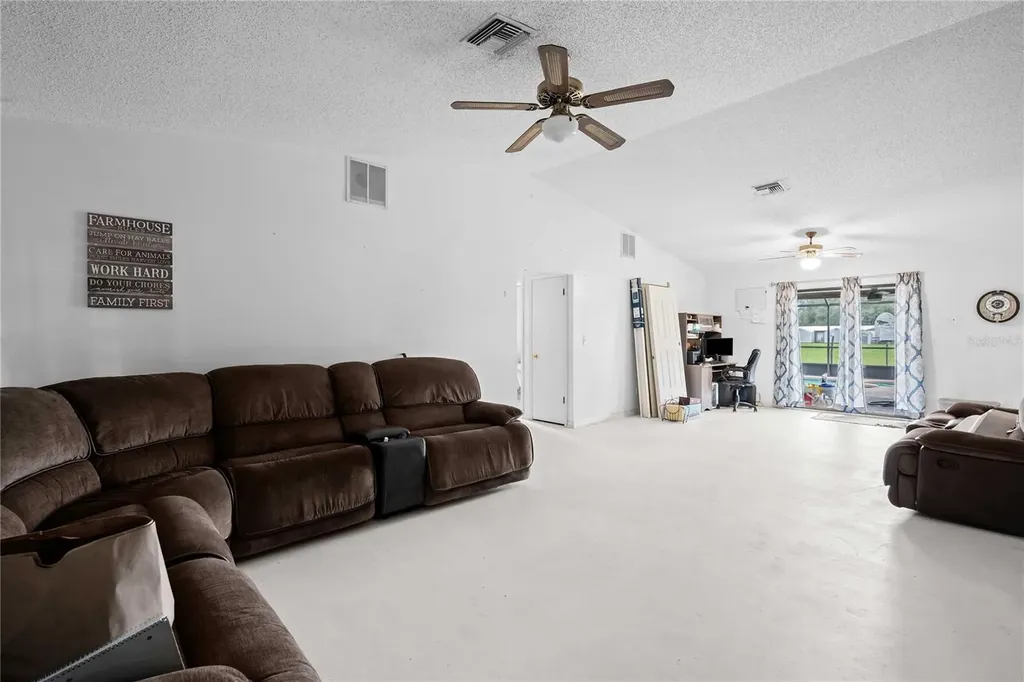 348 Cr 542e Bushnell FL 33513