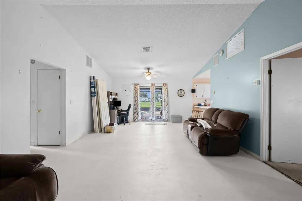 348 Cr 542e Bushnell FL 33513