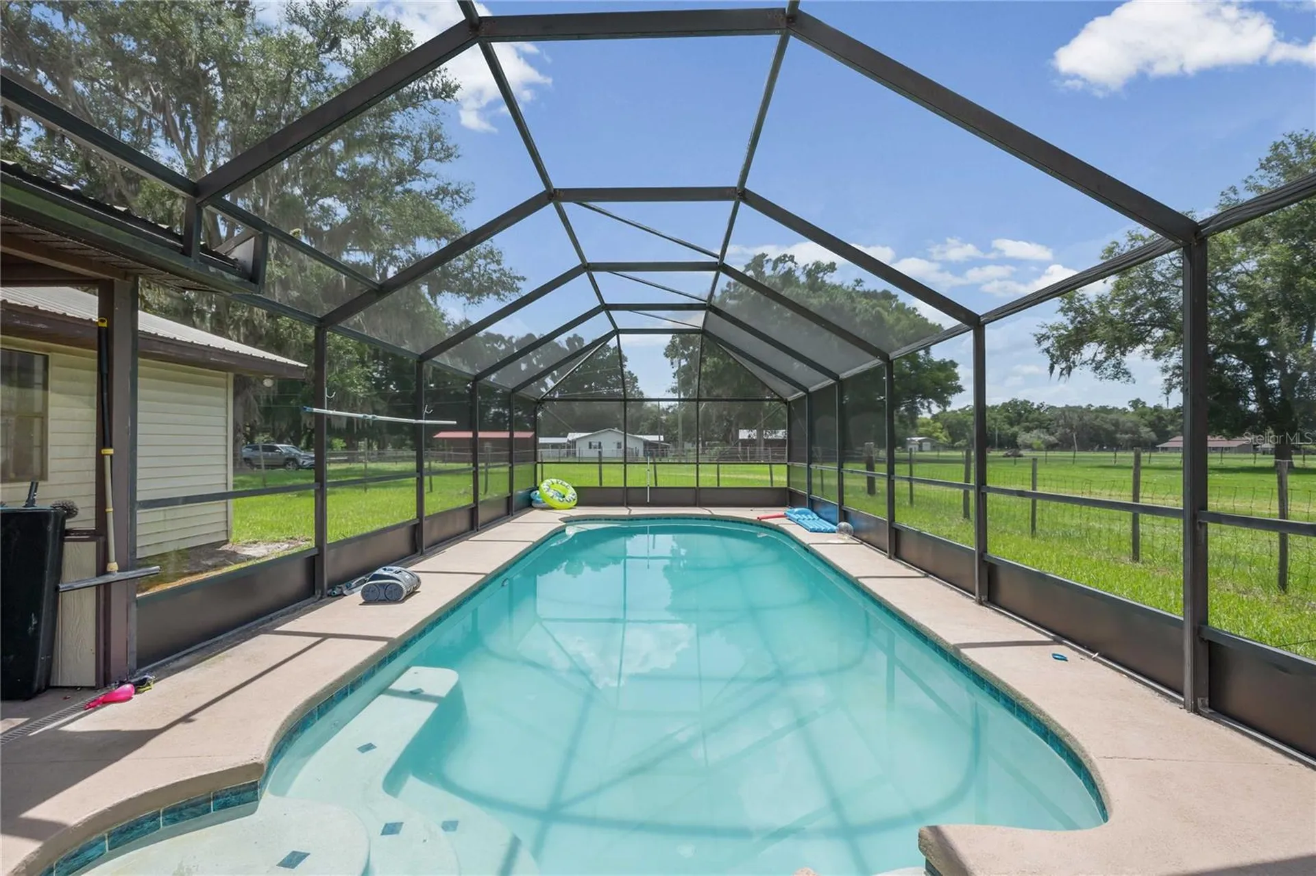 348 Cr 542e Bushnell FL 33513