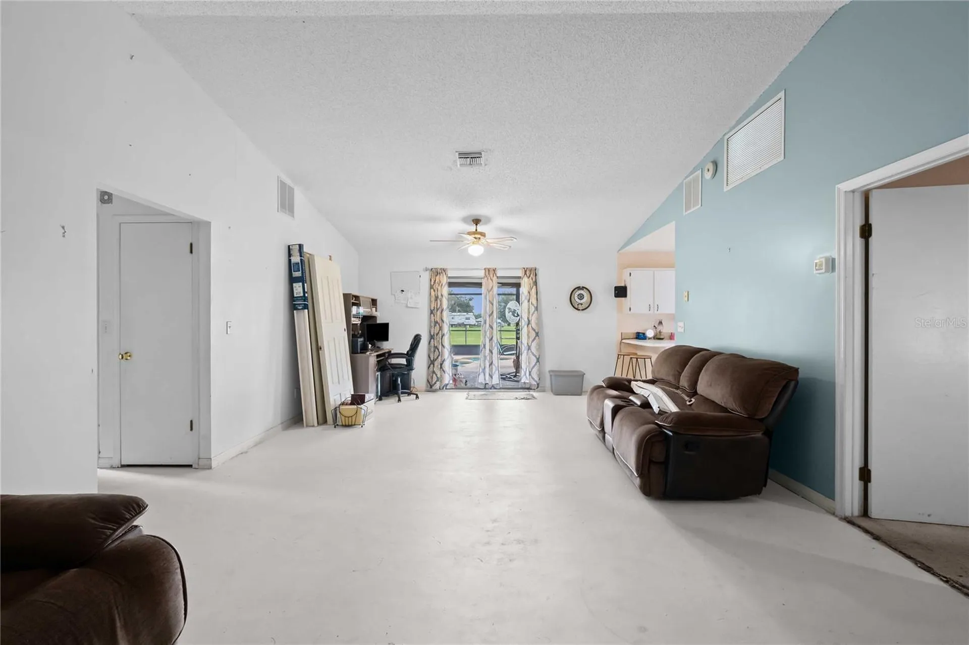 348 Cr 542e Bushnell FL 33513