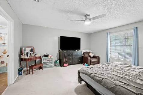 348 Cr 542e Bushnell FL 33513