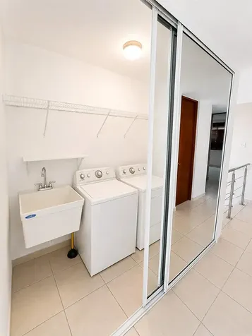 L-143 Urb Palacios Del Pr Calle Pacifico Juana Diaz PR 00795