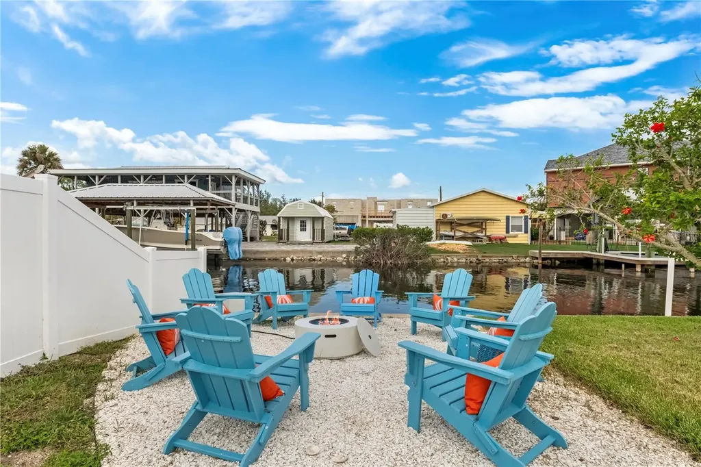 103 W North Branch Road Ruskin FL 33570