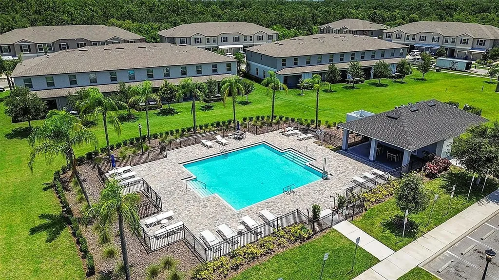 9622 Pembrooke Pines Drive Sun City Center FL 33573