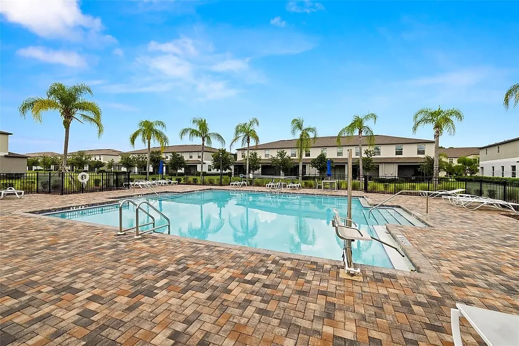 9622 Pembrooke Pines Drive Sun City Center FL 33573