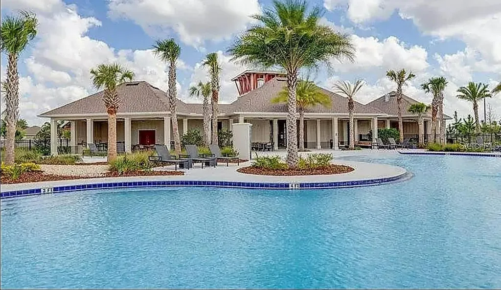 9622 Pembrooke Pines Drive Sun City Center FL 33573