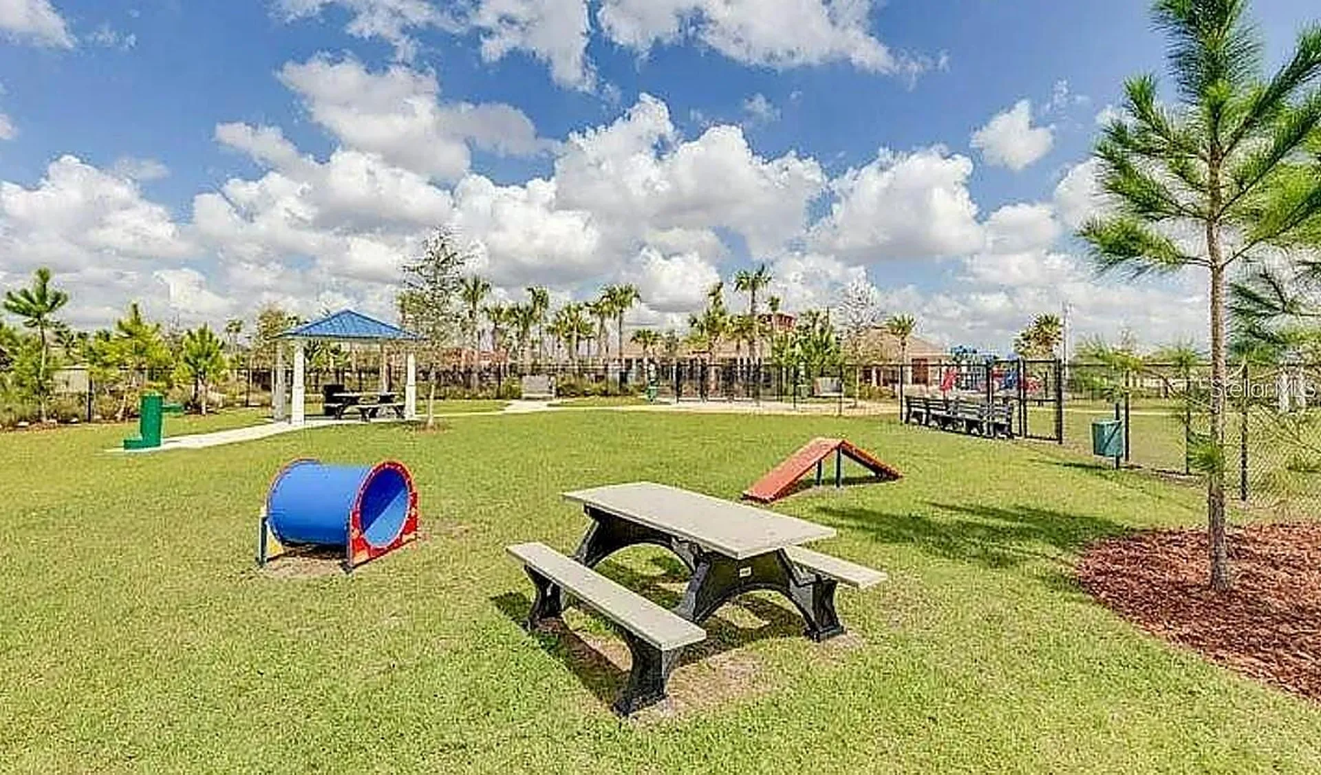 9622 Pembrooke Pines Drive Sun City Center FL 33573