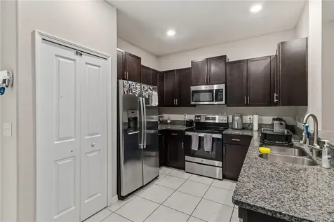 9622 Pembrooke Pines Drive Sun City Center FL 33573
