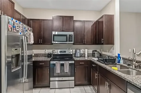 9622 Pembrooke Pines Drive Sun City Center FL 33573