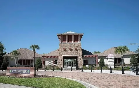 9622 Pembrooke Pines Drive Sun City Center FL 33573