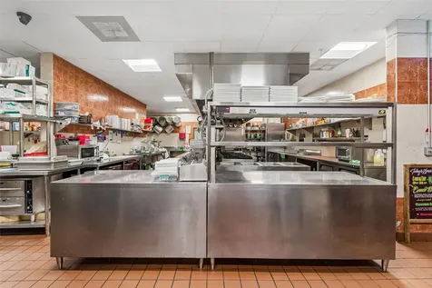 3007 Commercial Way Spring Hill FL 34606