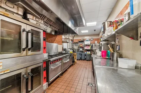 3007 Commercial Way Spring Hill FL 34606