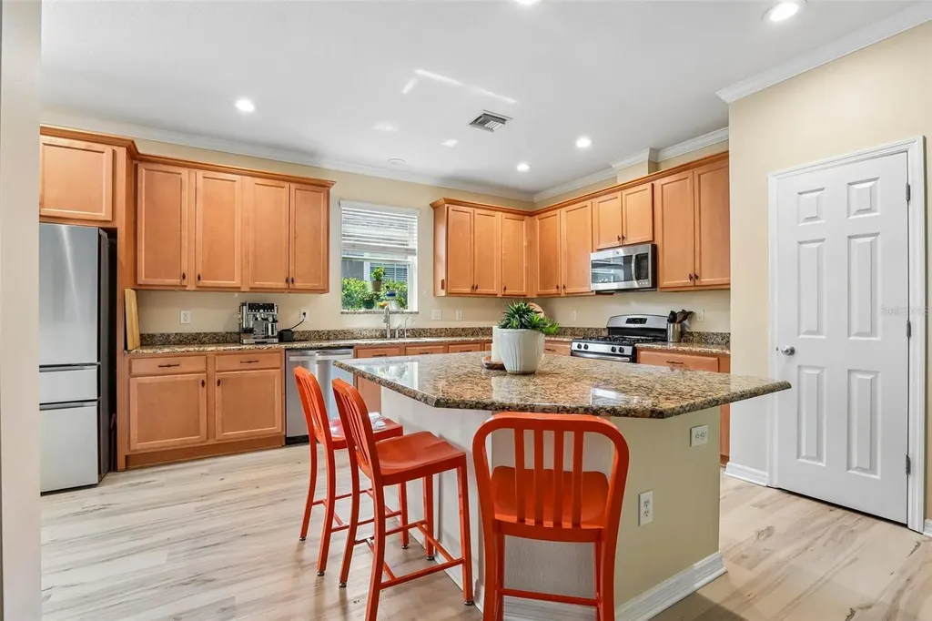 15863 Starling Water Drive Lithia FL 33547