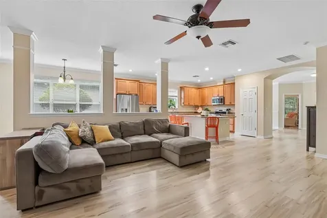 15863 Starling Water Drive Lithia FL 33547