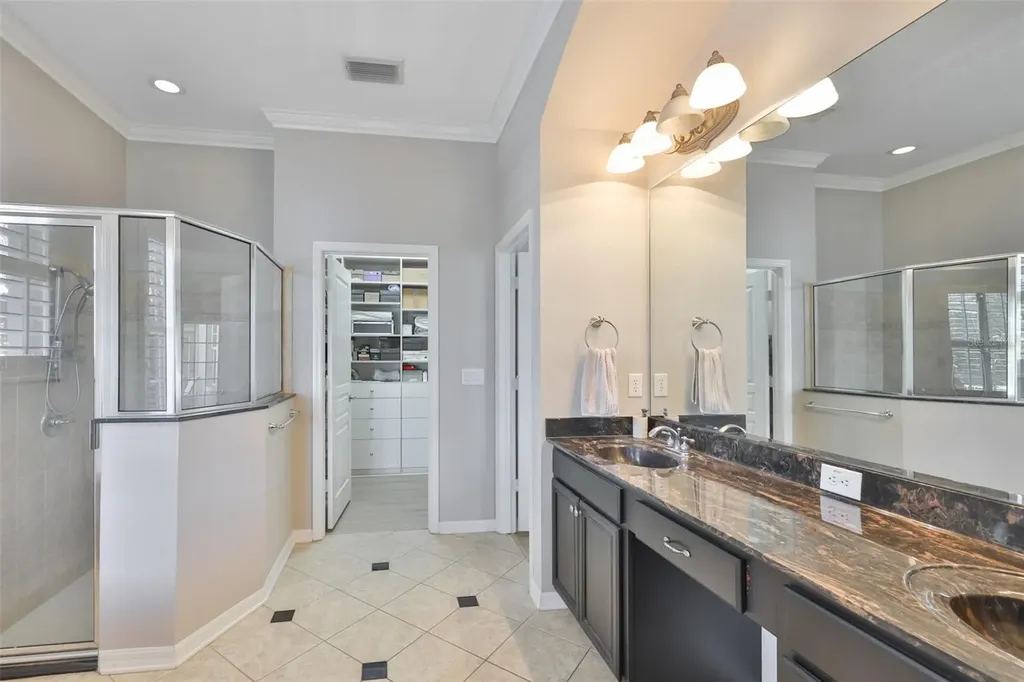 5229 Brighton Shore Drive Apollo Beach FL 33572