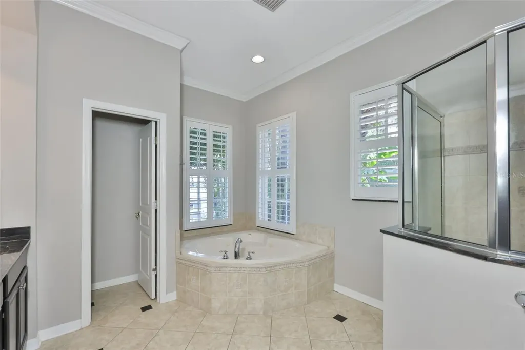 5229 Brighton Shore Drive Apollo Beach FL 33572