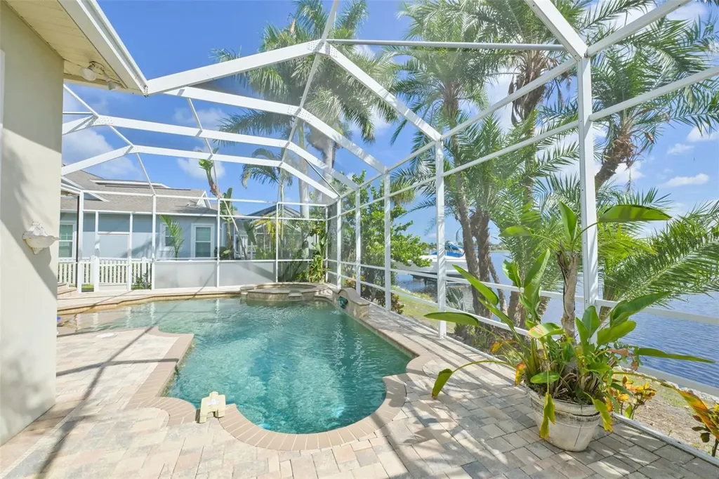 5229 Brighton Shore Drive Apollo Beach FL 33572