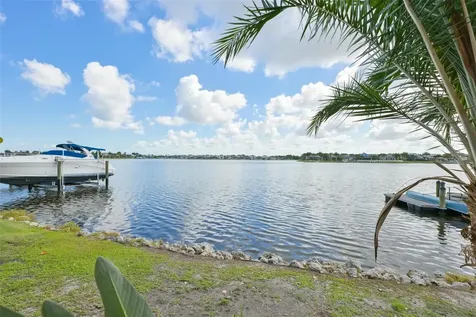 5229 Brighton Shore Drive Apollo Beach FL 33572
