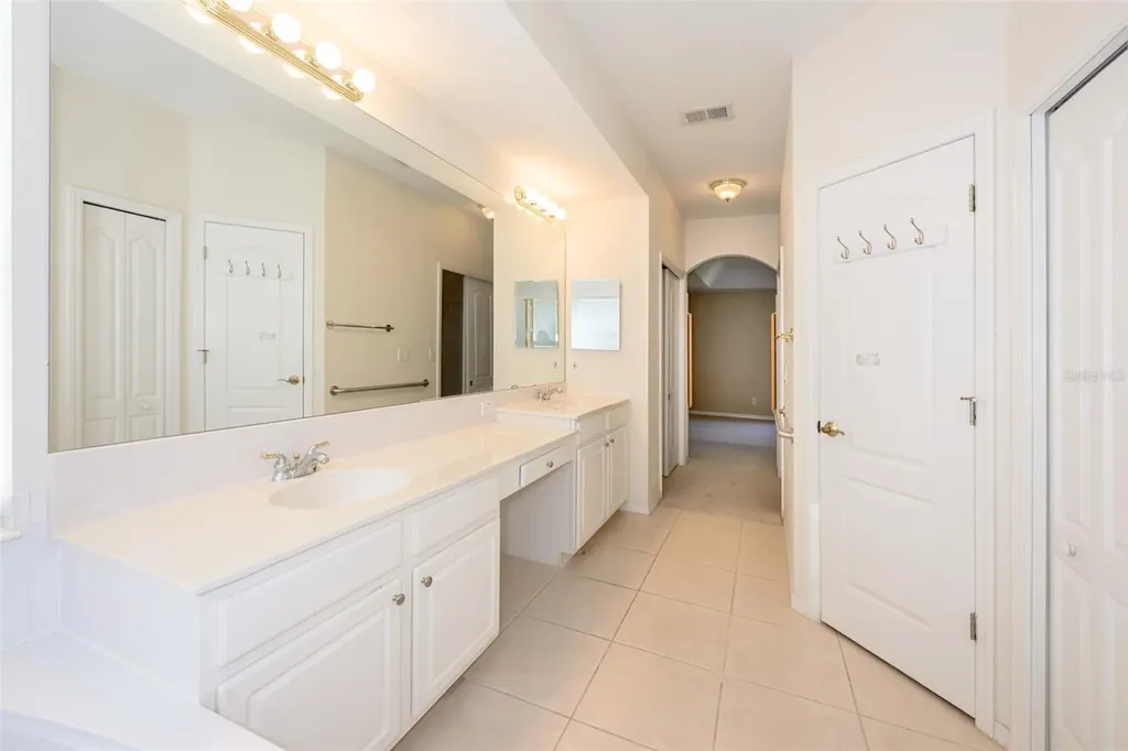 364 Ventura Drive Oldsmar FL 34677