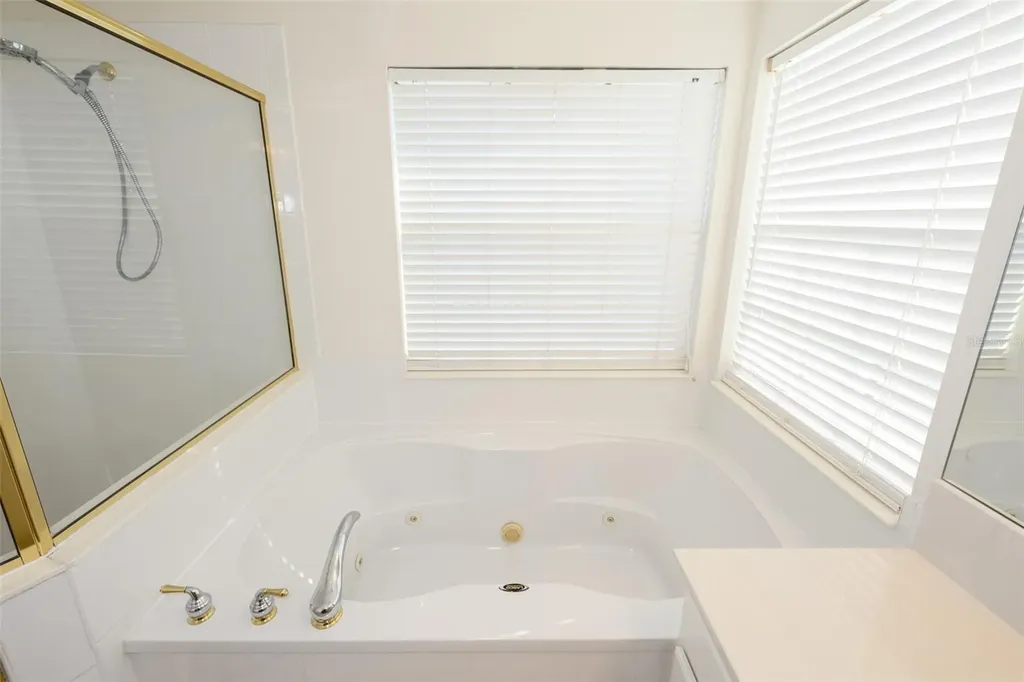 364 Ventura Drive Oldsmar FL 34677