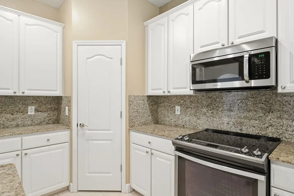 364 Ventura Drive Oldsmar FL 34677