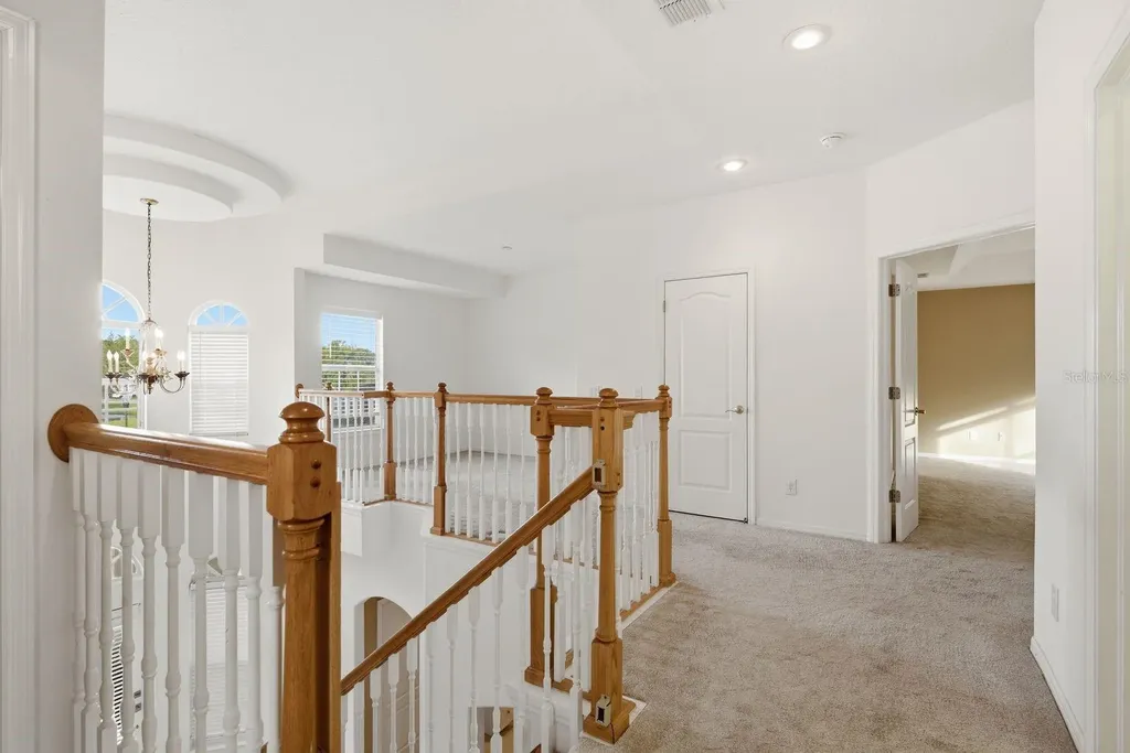 364 Ventura Drive Oldsmar FL 34677