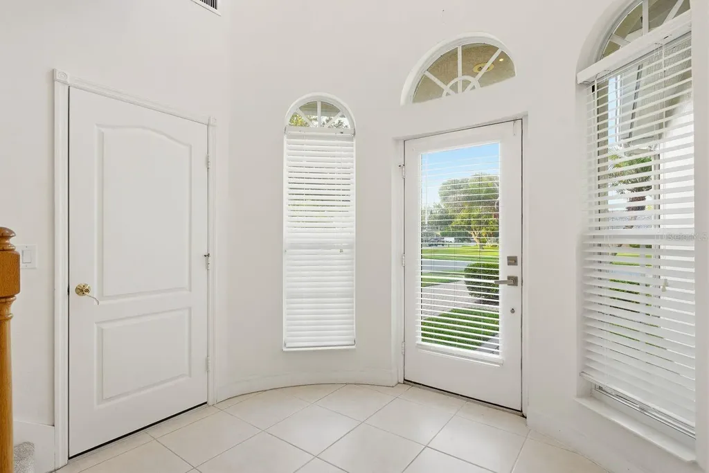 364 Ventura Drive Oldsmar FL 34677