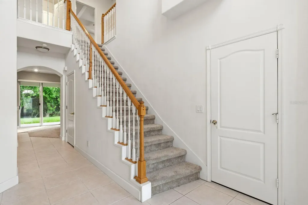 364 Ventura Drive Oldsmar FL 34677