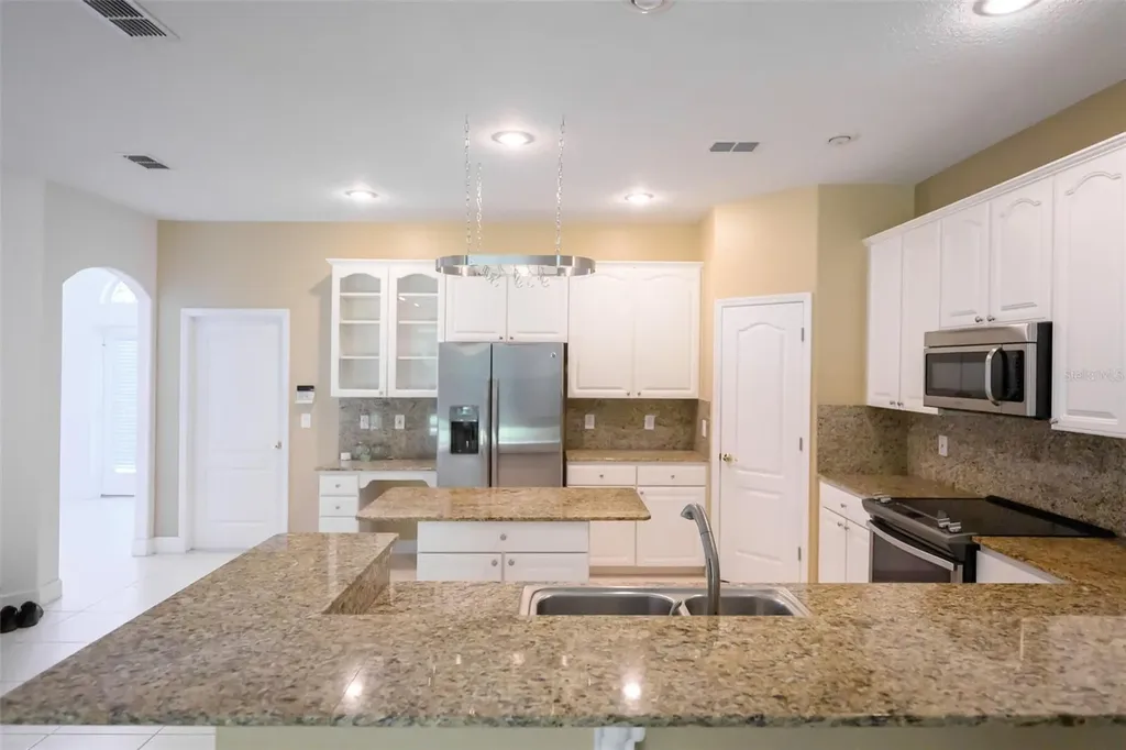 364 Ventura Drive Oldsmar FL 34677