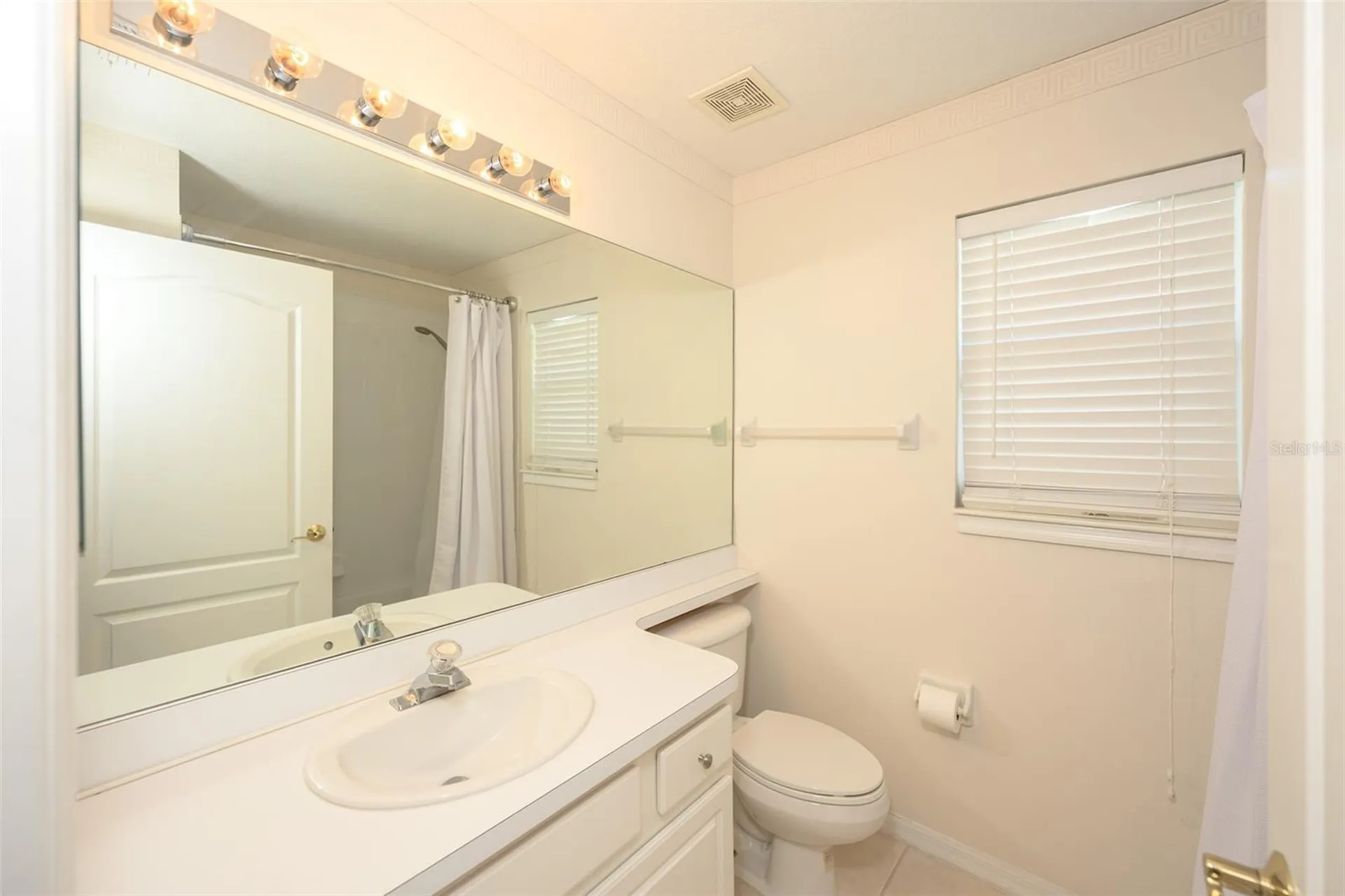 364 Ventura Drive Oldsmar FL 34677