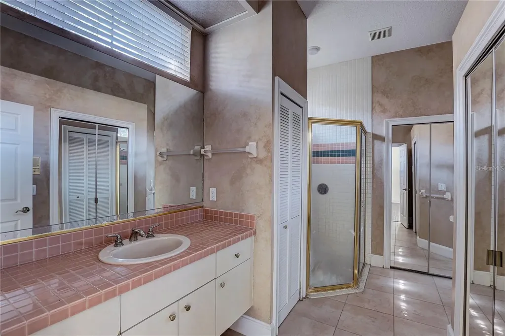 2208 Hampstead Court Safety Harbor FL 34695