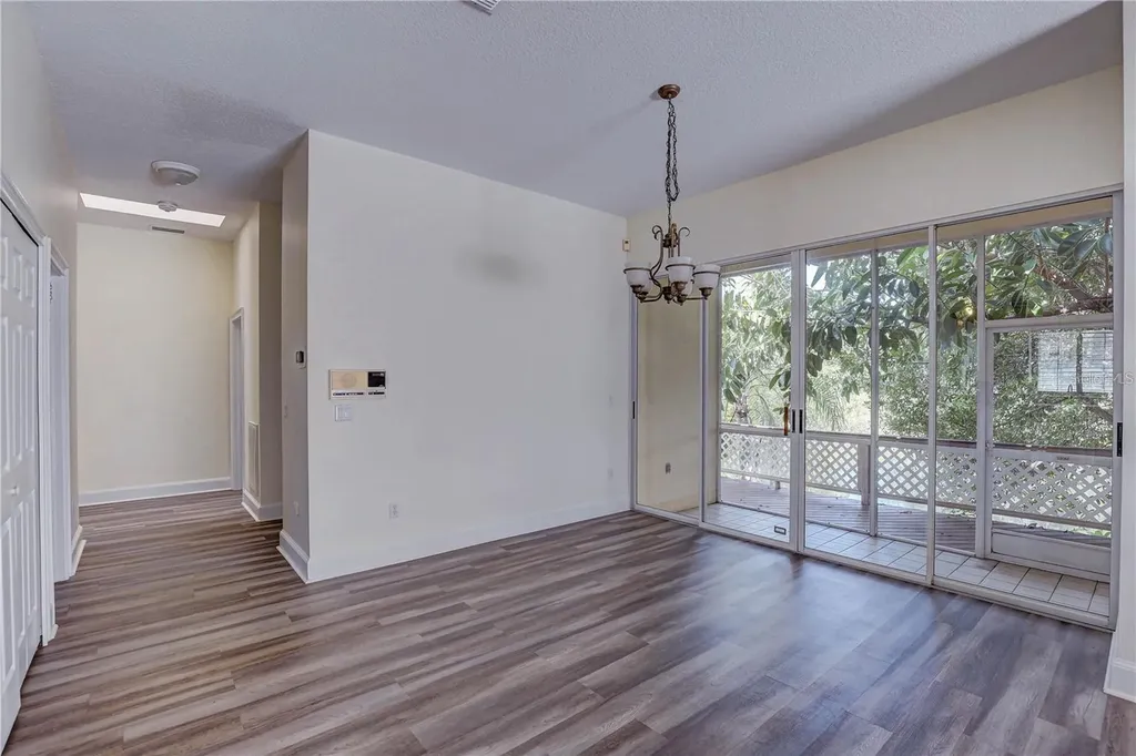 2208 Hampstead Court Safety Harbor FL 34695