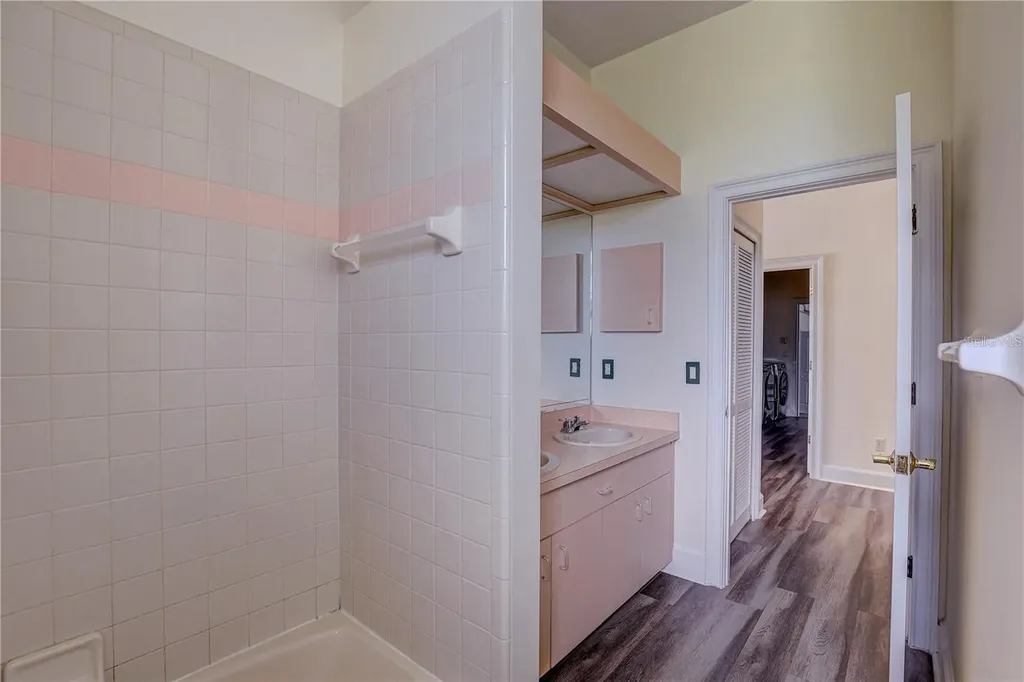 2208 Hampstead Court Safety Harbor FL 34695