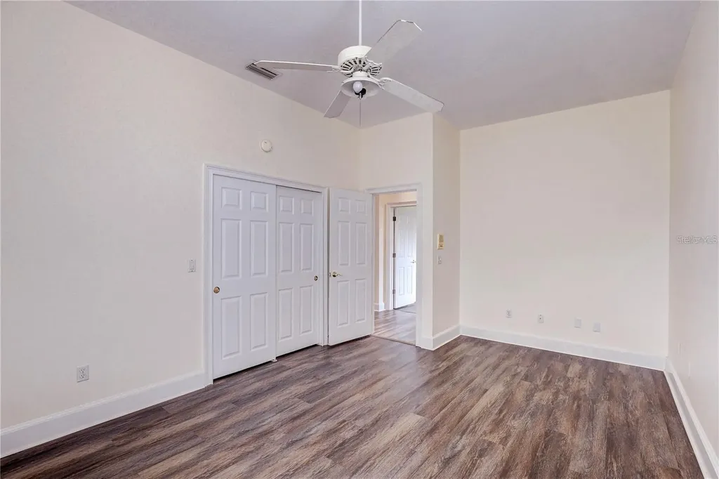 2208 Hampstead Court Safety Harbor FL 34695