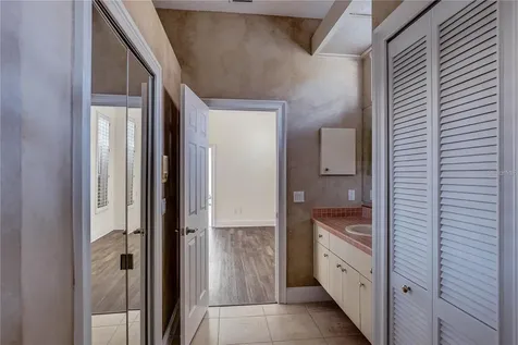 2208 Hampstead Court Safety Harbor FL 34695
