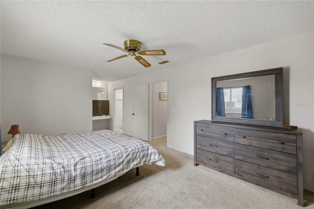 10920 SW 86th Court Ocala FL 34481