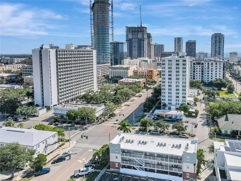 201 6th Street S St Petersburg FL 33701