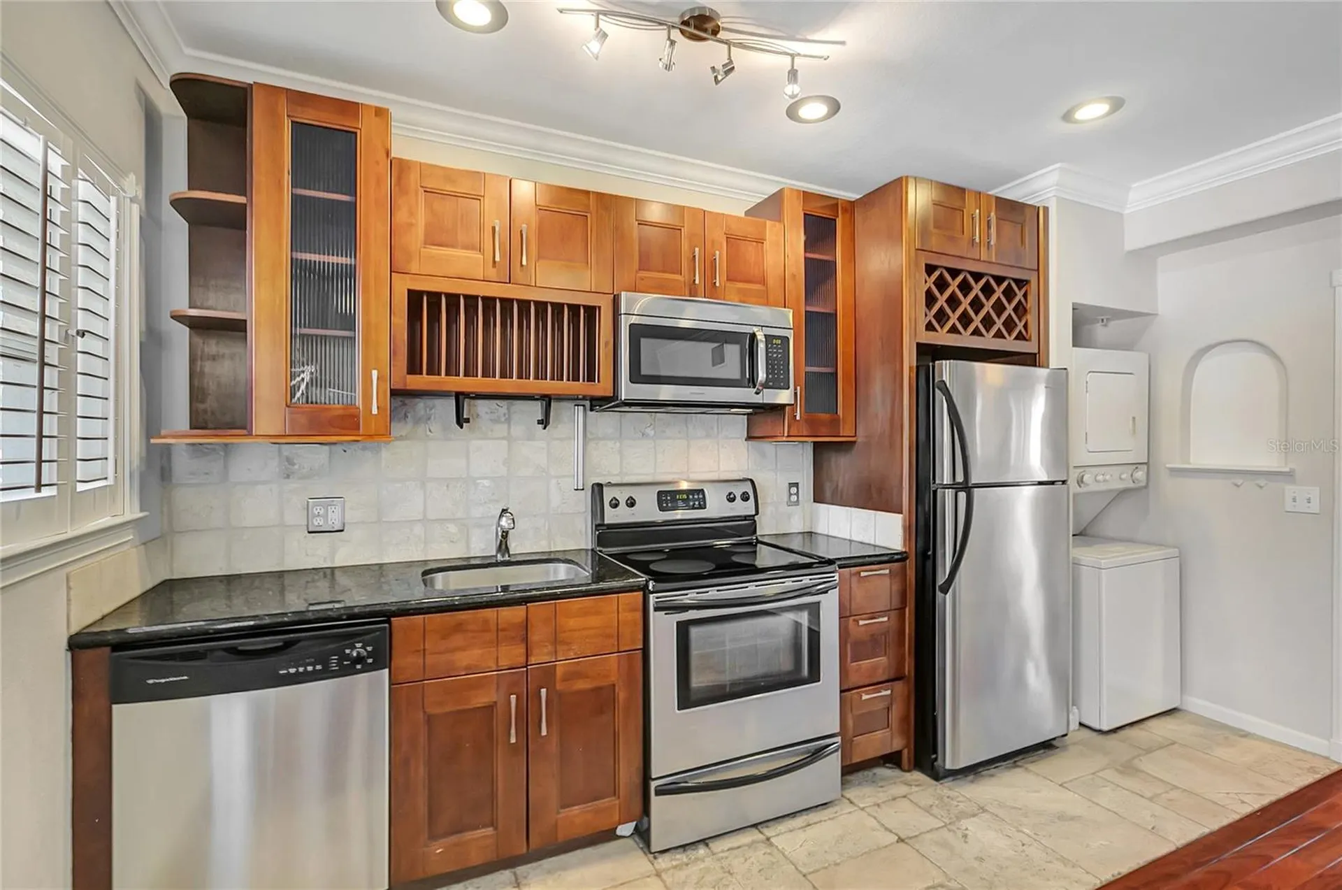 201 6th Street S St Petersburg FL 33701