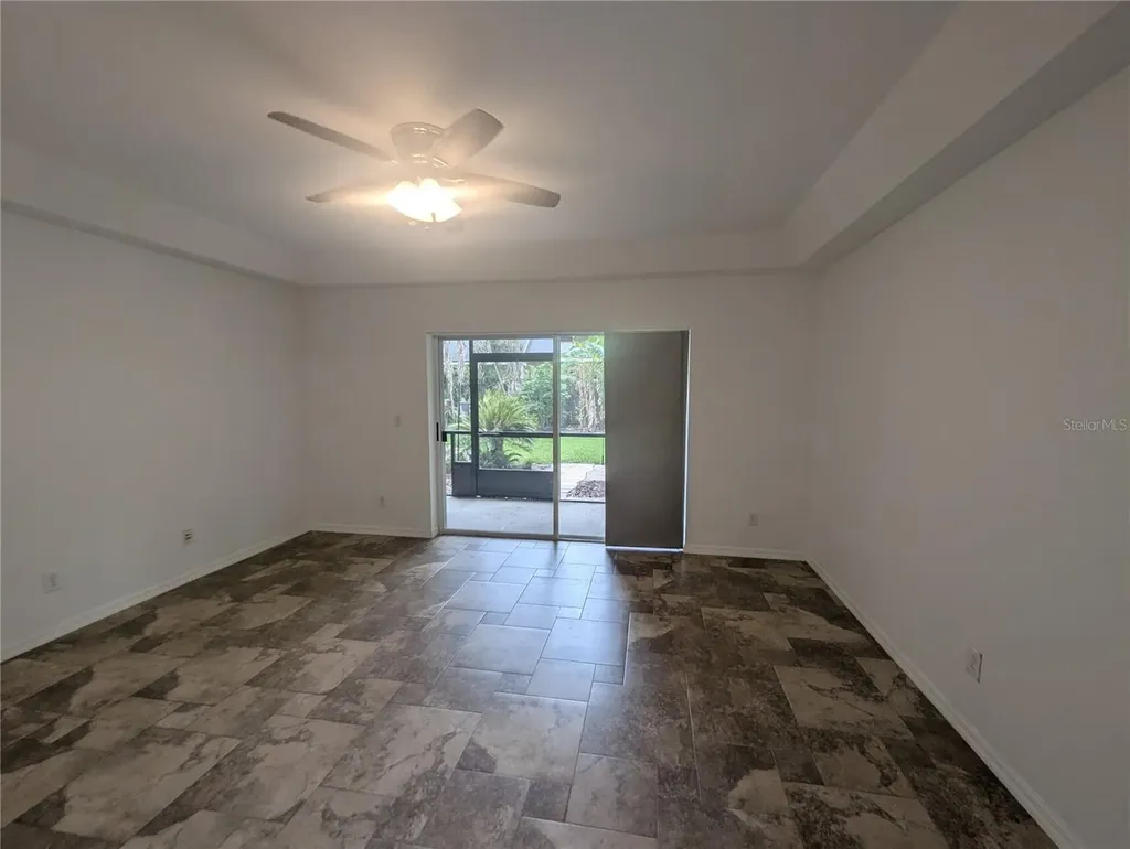6202 Gannetdale Drive Lithia FL 33547