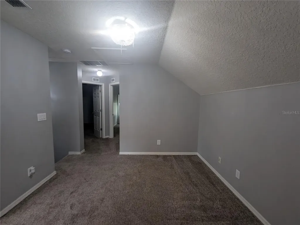 6202 Gannetdale Drive Lithia FL 33547