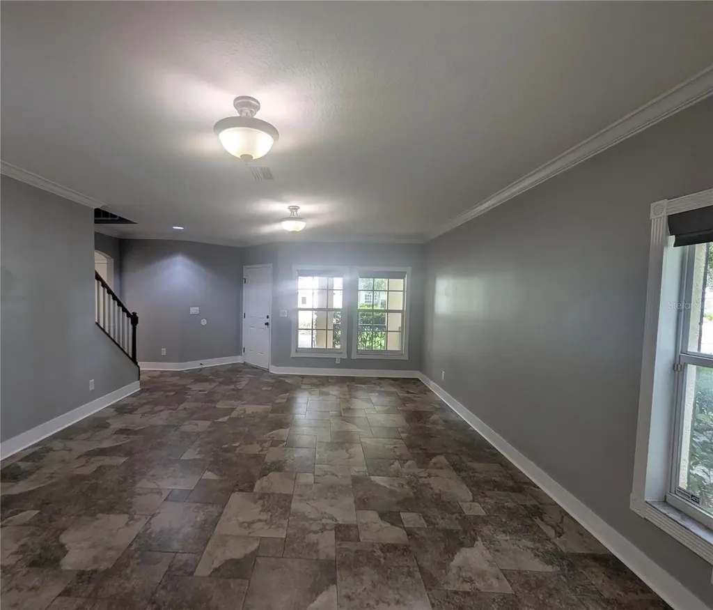6202 Gannetdale Drive Lithia FL 33547
