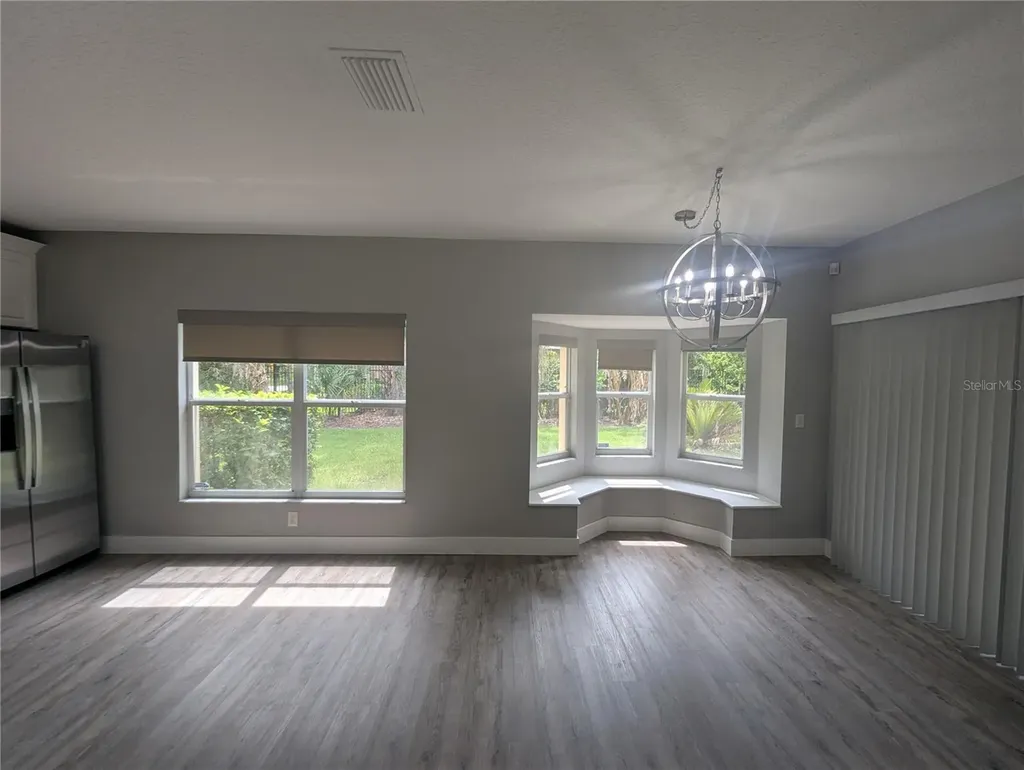 6202 Gannetdale Drive Lithia FL 33547