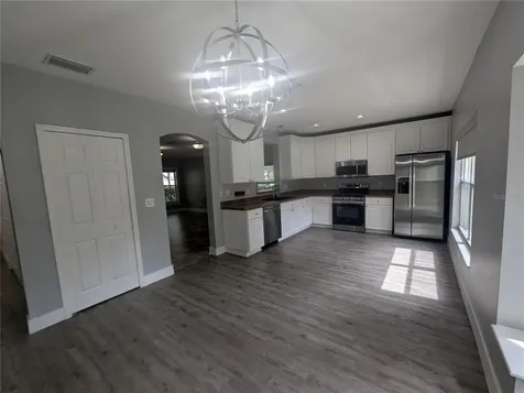 6202 Gannetdale Drive Lithia FL 33547