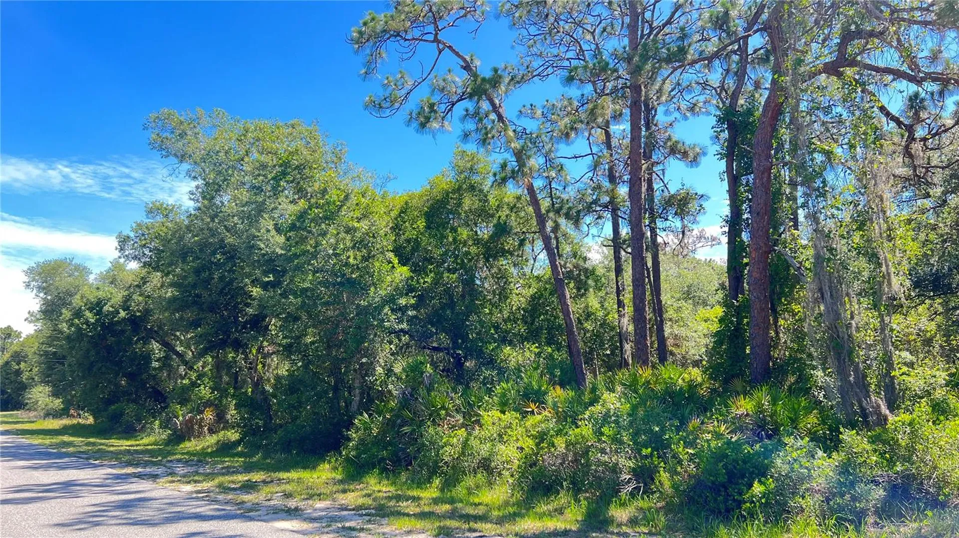922 Poinciana Drive Indian Lake Estates FL 33855