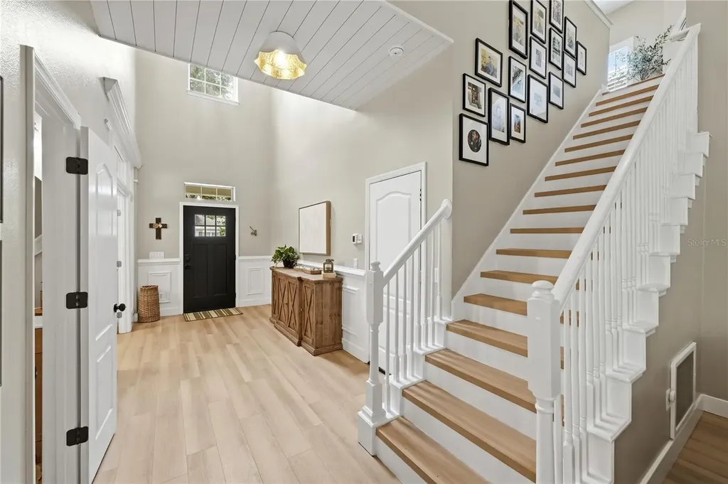 109 Bedford Court Deland FL 32724
