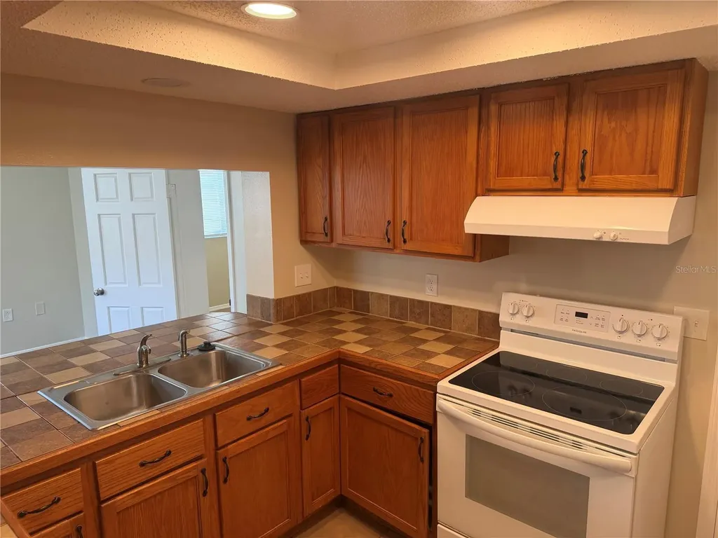 4239 Woodfield Avenue Holiday FL 34691