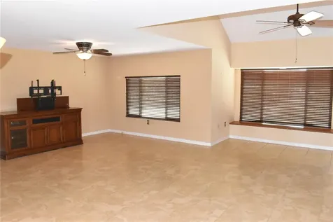 7606 15th Avenue NW Bradenton FL 34209