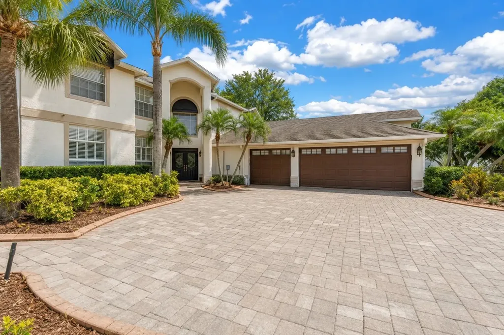 10127 Vista Pointe Drive Tampa FL 33635